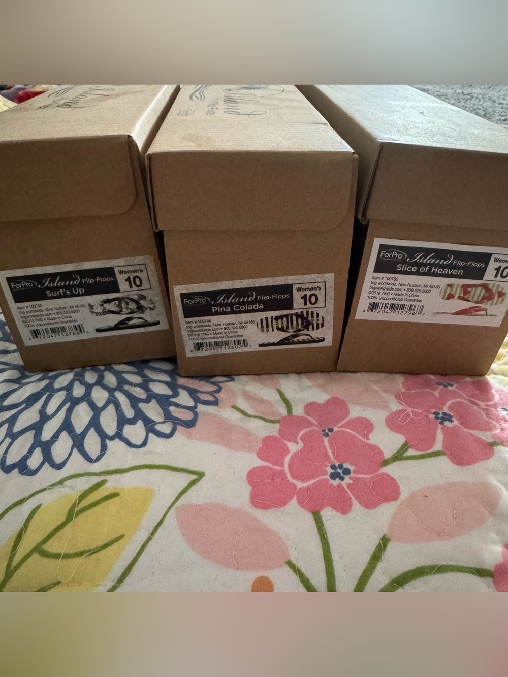 NIB SIZE 10 FLIP FLOPS (3 PAIR)